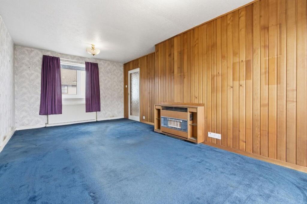 House in Kirkcaldy - More