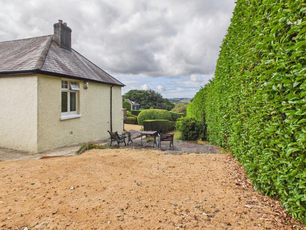 House in Plymouth - View 4
