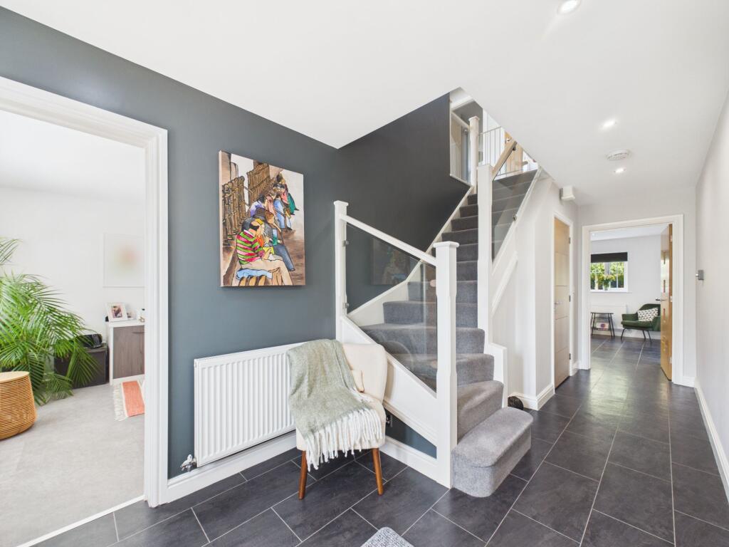 House in Nottingham, Gedling - View 5