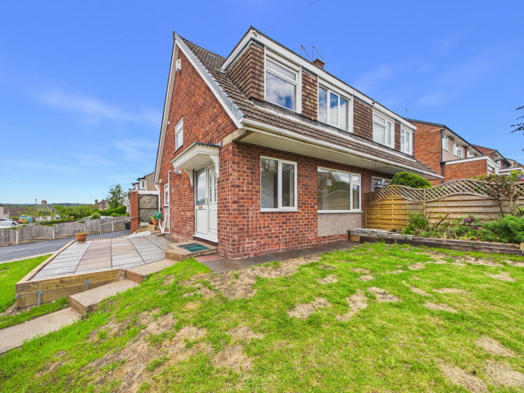 Main image of property: Oakley Avenue, Brockwell, S40