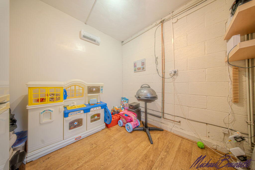 Additional image 14 of Oakhall Park, Thornton, Bradford, BD13 3QW