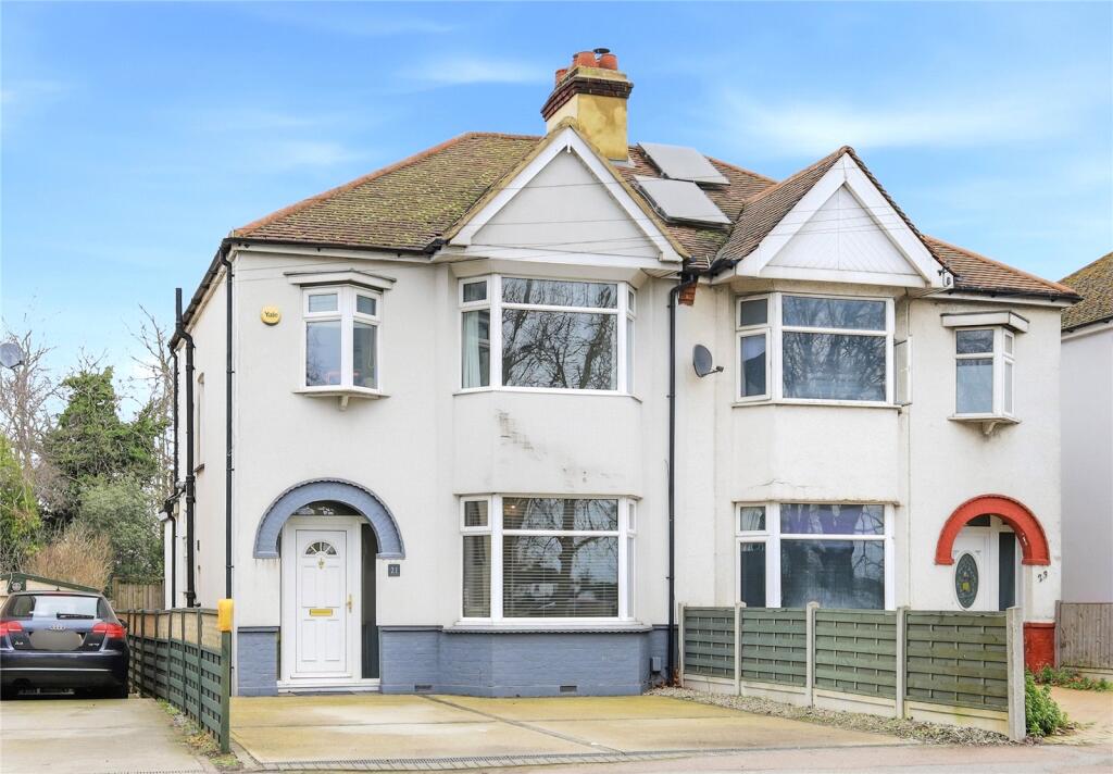 3-bed semi-detached on Eastern Avenue, Southend-on-Sea, Essex, SS2, £375,000
