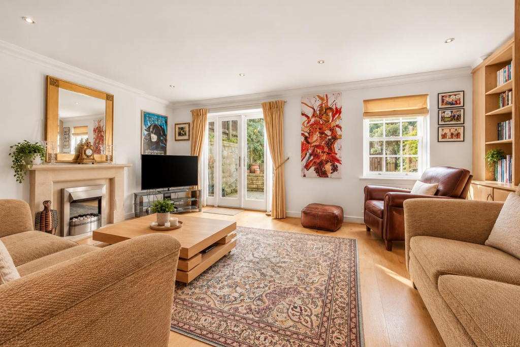 House in Bristol, Bath and North East Somerset - View 4