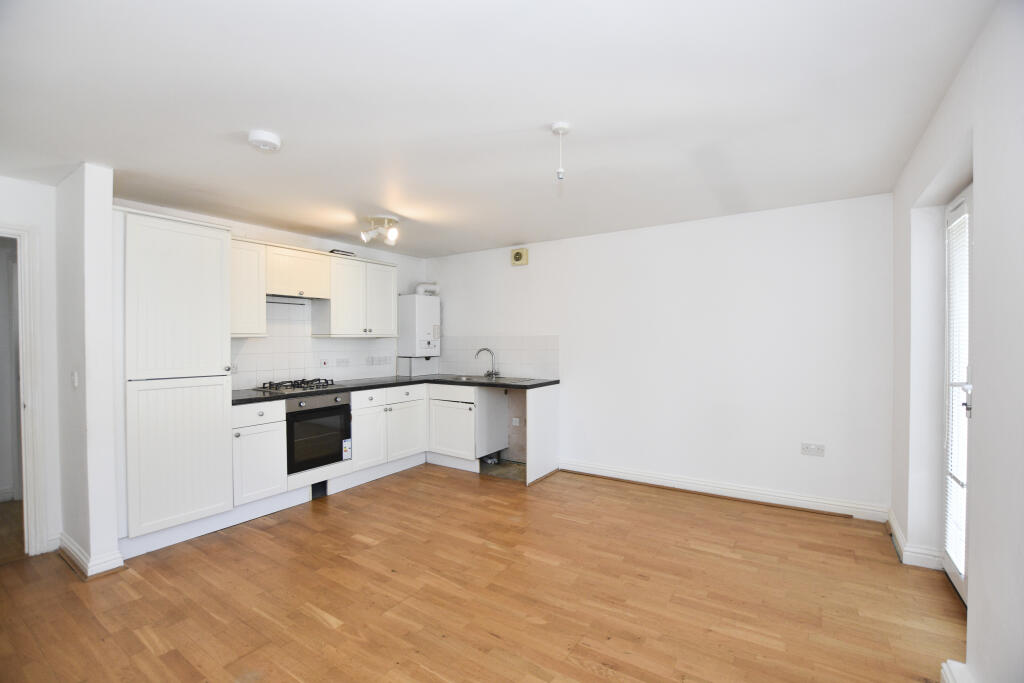 Apartment in Redruth, Cornwall - View 3