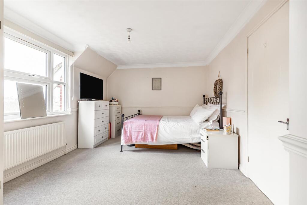 House in Braintree, Steeple Bumpstead - View 5