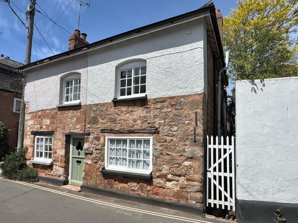 Main image of property: The Strand, Lympstone