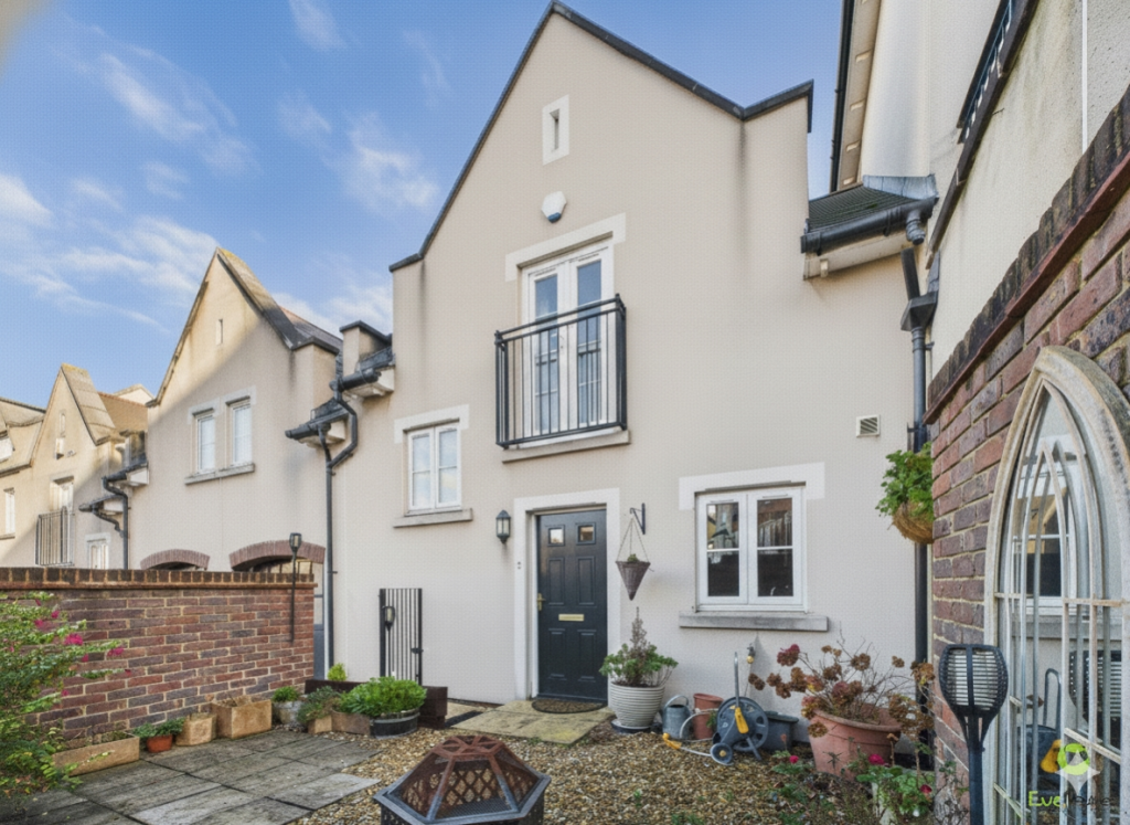 Main image of property: College Place, Greenhithe, Kent, DA9