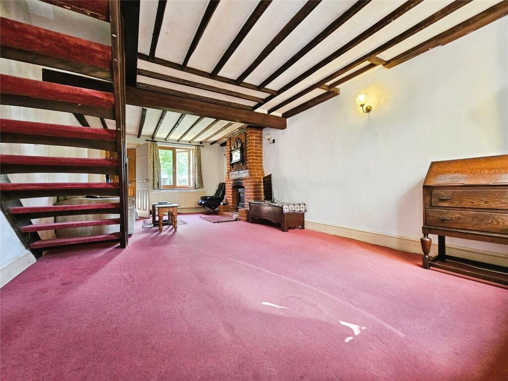 Tweseldown Road, Church Crookham, Fleet photo 4
