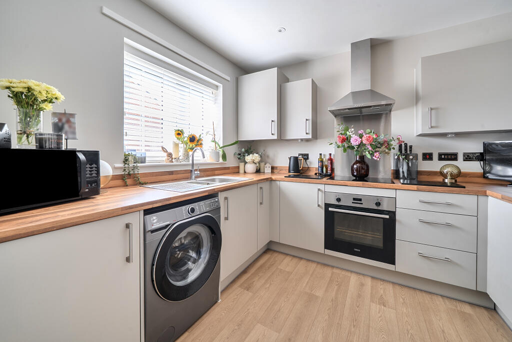 House in Milton Keynes - View 3