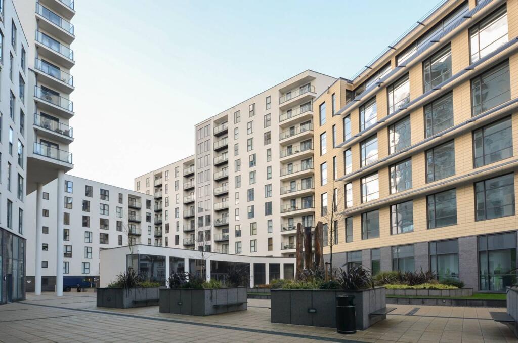 Main image of property: Guildford Road, Woking, GU22