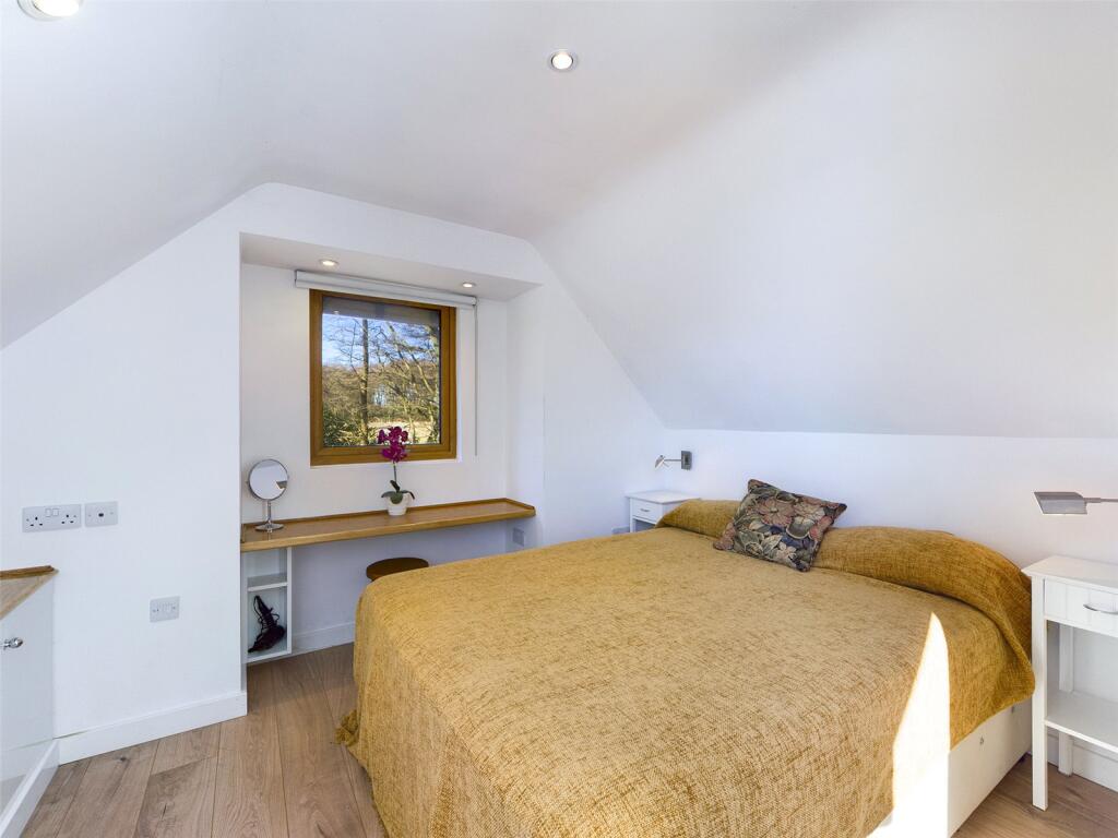 Apartment in South Oxfordshire, Chinnor - View 4