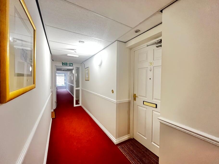 Worthington Lodge East Street, Hythe, Kent CT21 5ND photo 4
