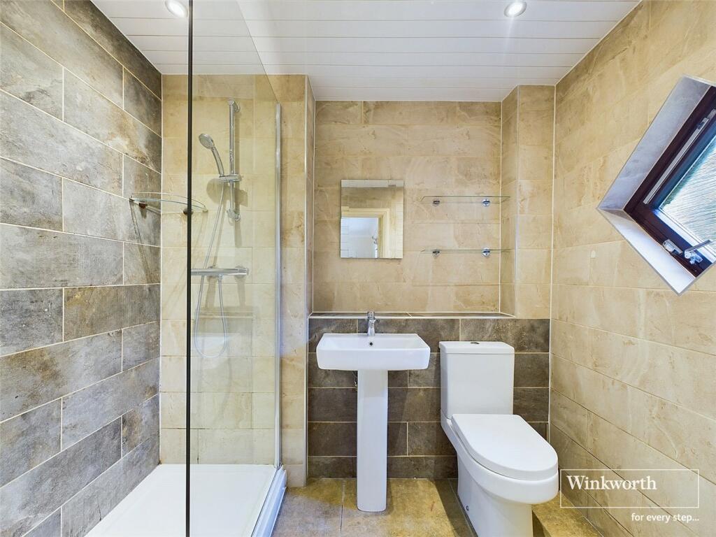 Apartment in Reading - View 5