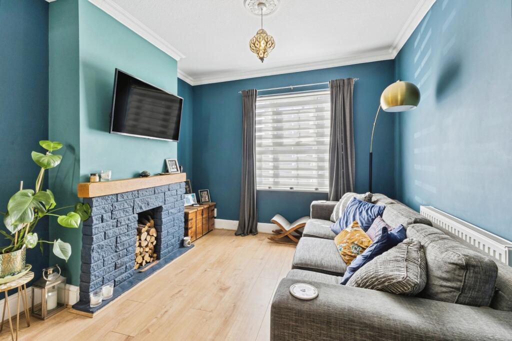 House in Northampton, West Northamptonshire - View 4