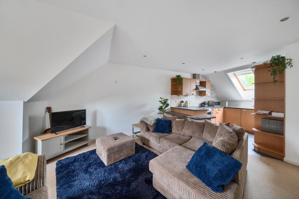Main image of property: Roundwood Lane Harpenden AL5