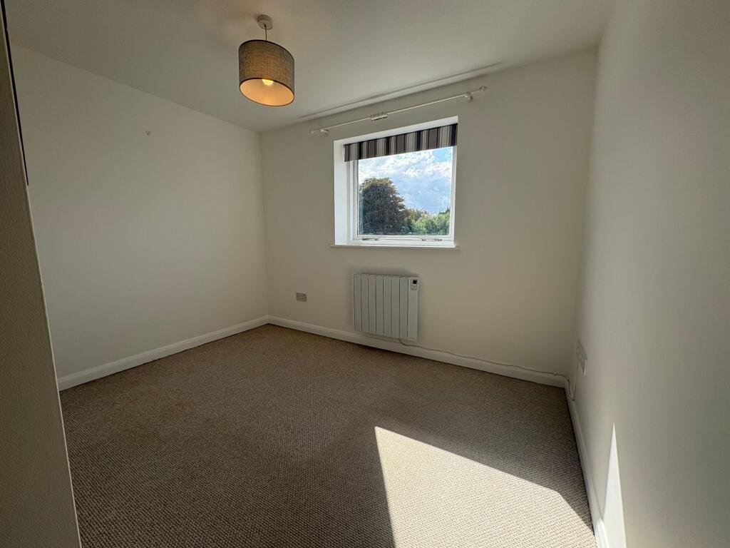 Apartment in Canterbury - More