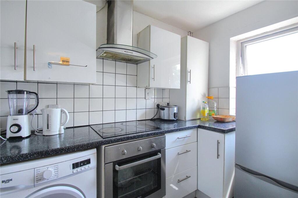 Apartment in Middlesbrough - View 4