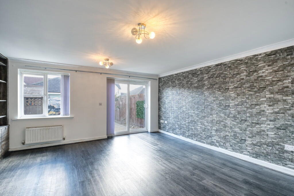Trident Drive, South Shore, Blyth photo 4