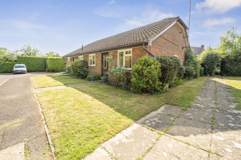 Main image of property: Ravelin Close, Crondall, GU10