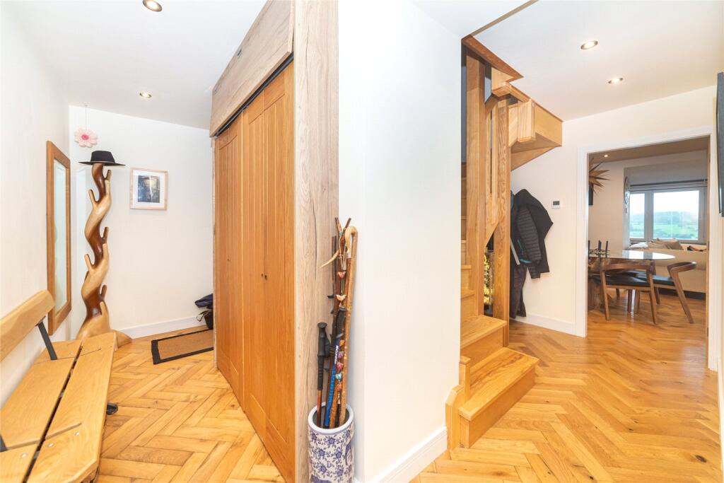 Caernarfon Road, Y Felinheli, Gwynedd, LL56 photo 3