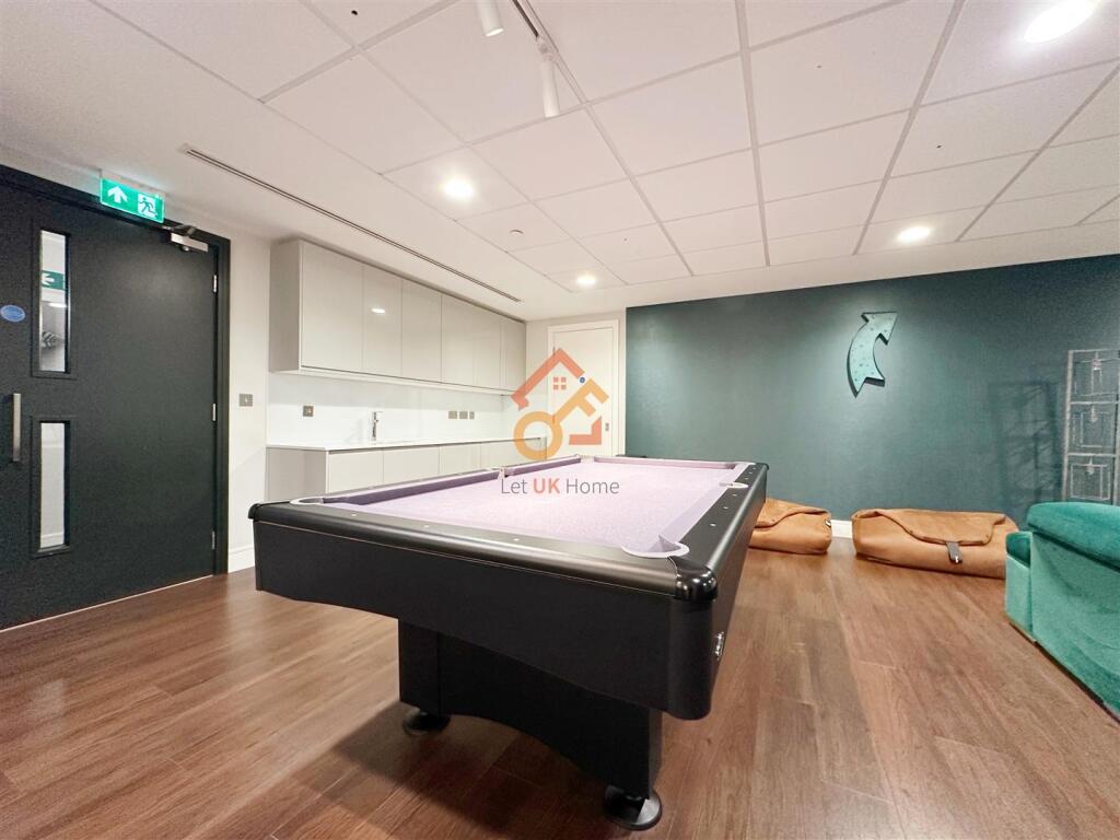 Studio flat for rent