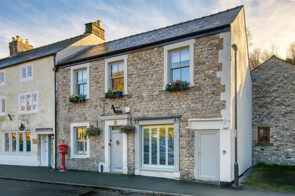 Main image of property: Commercial Road, Tideswell, Buxton