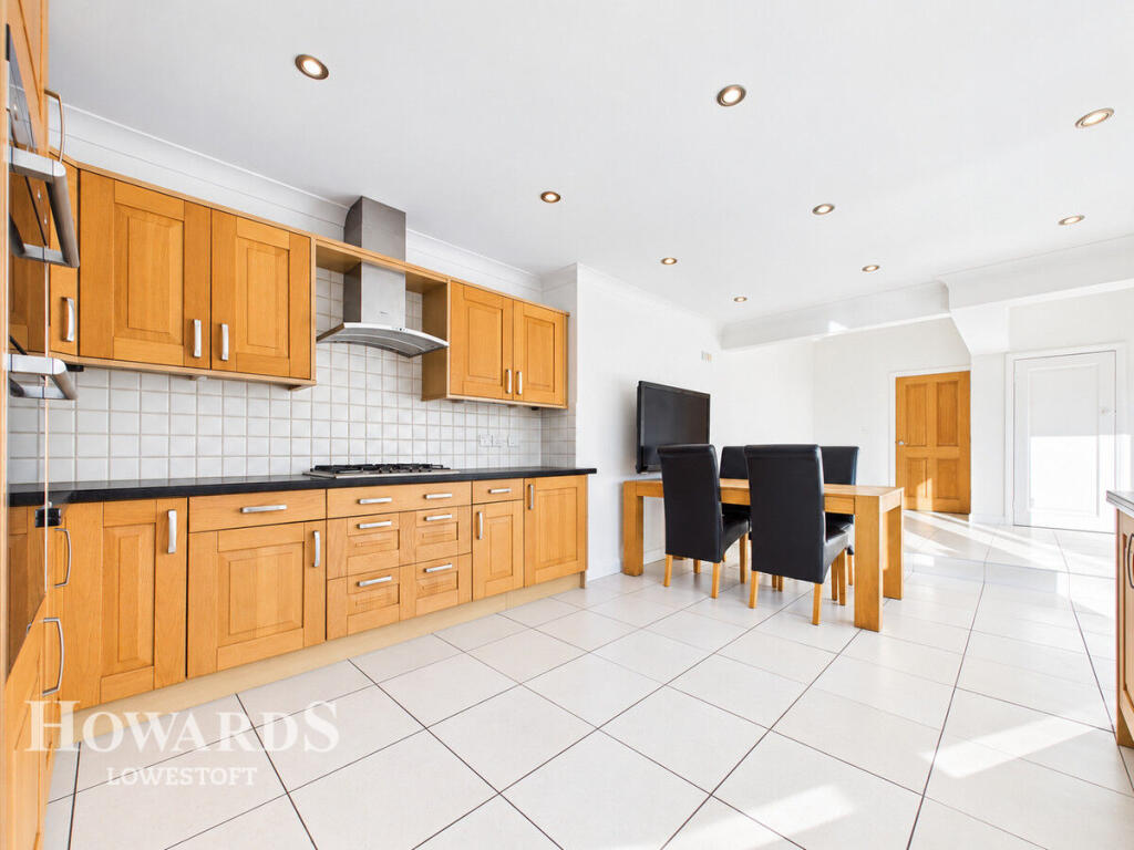 House in East Suffolk, Lowestoft - View 3