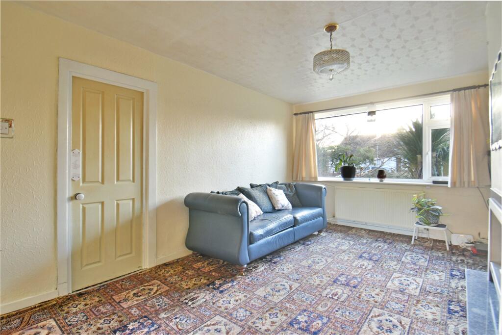 Thornley Lane South, Denton, Tameside, M34 photo 4