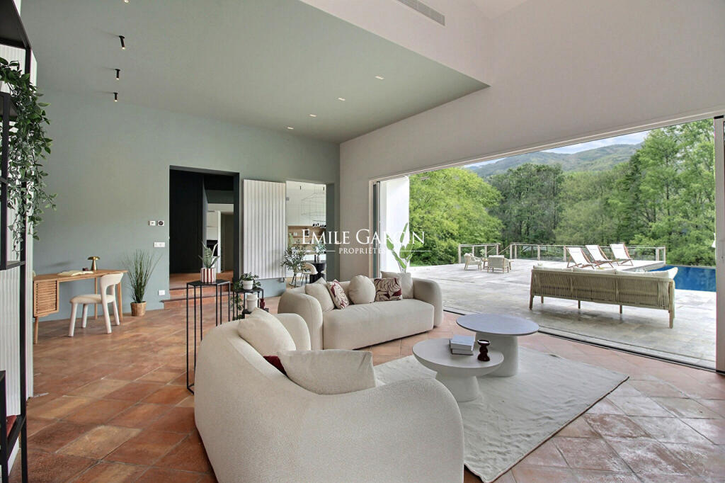 Main image of property: Aquitaine, Pyrénées-Atlantiques, Ascain