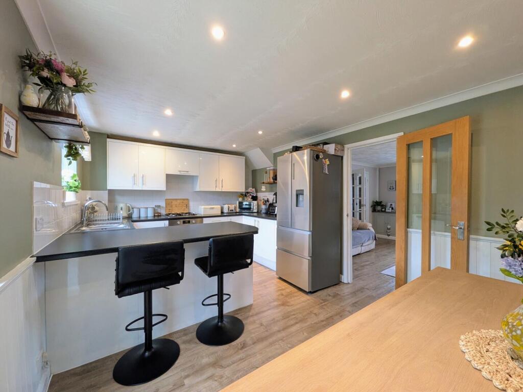 Pendeen Crescent, Threemilestone photo 4
