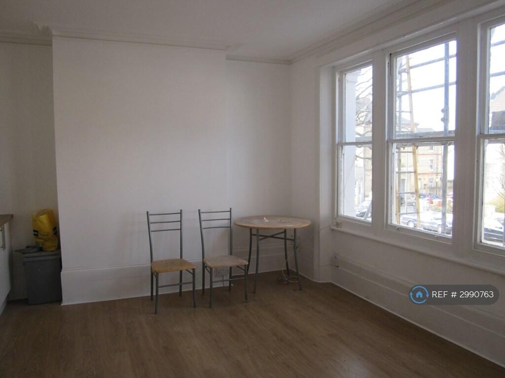 Goldstone Villas, Hove, BN3 photo 4
