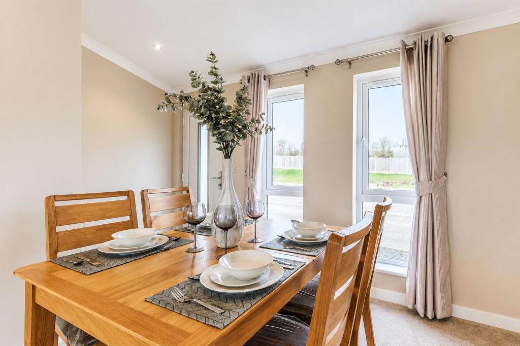 New Market, Offenham Road, Evesham, WR11 - View 6