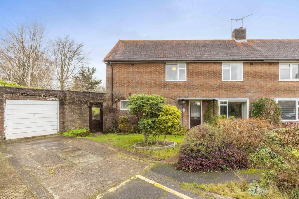 Main image of property: Oldfield Close, Little Chalfont