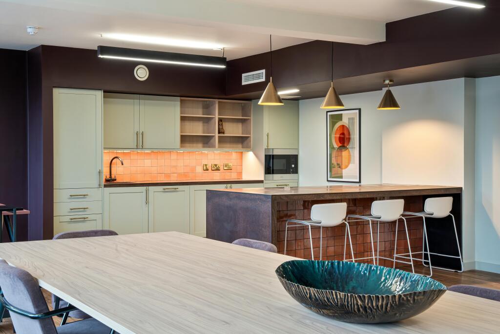 12 Greek St - 6th Floor 5.jpg