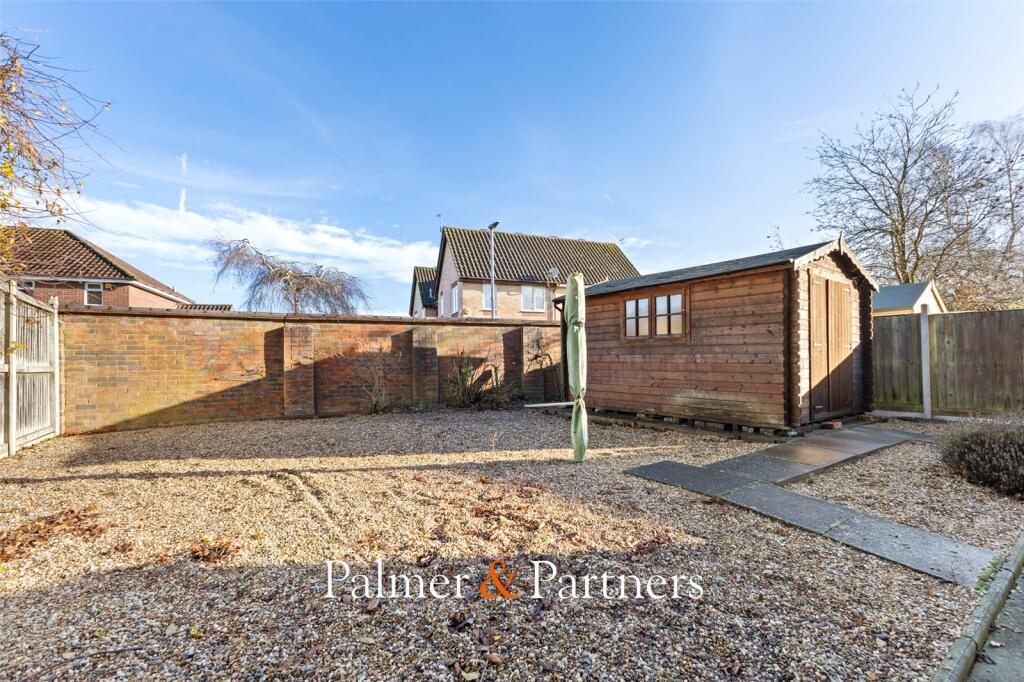 House in Colchester, Myland, Highwoods - View 4