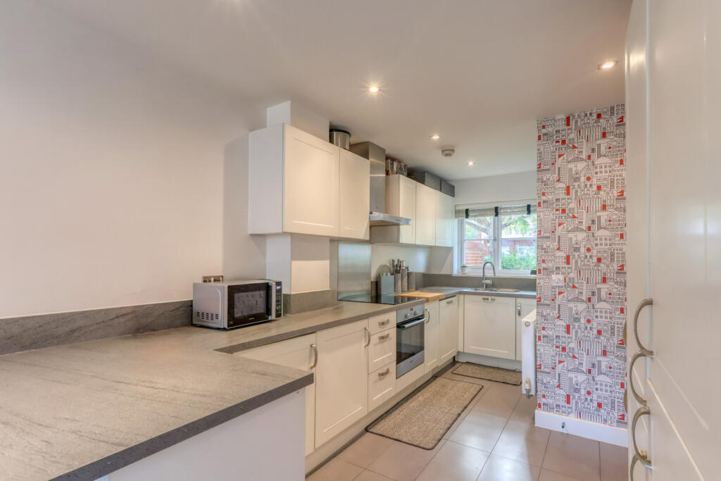 House in Hemel Hempstead - View 3