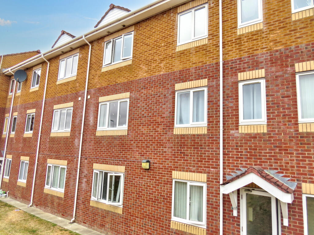 Apartment in West Lancashire, Burscough - View 4