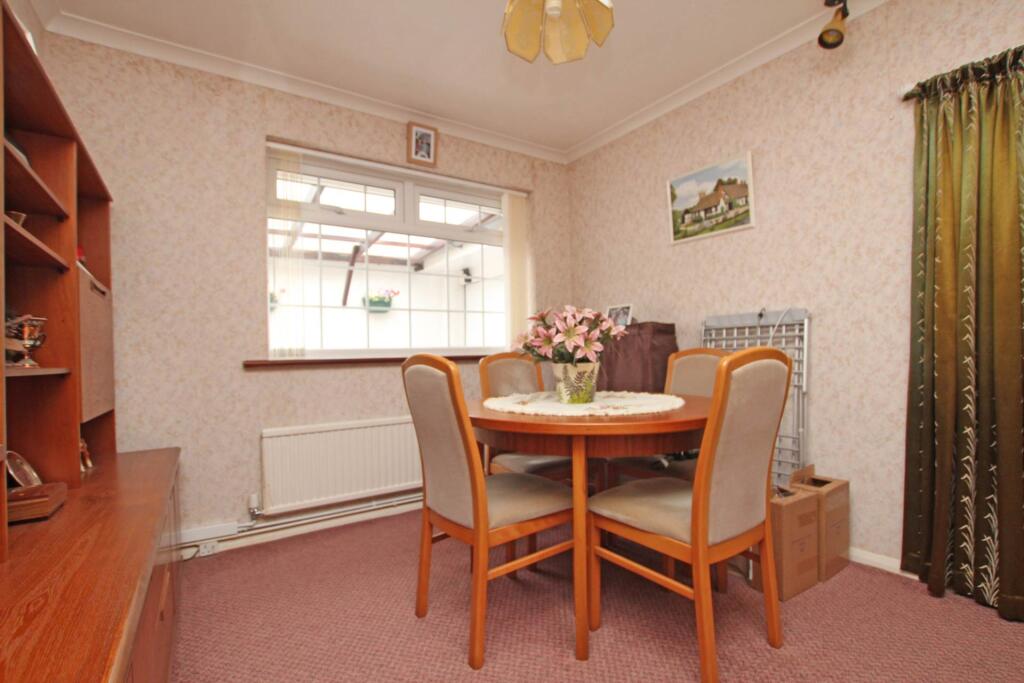 Thackeray Close, Eastbourne, BN23 7TJ photo 4