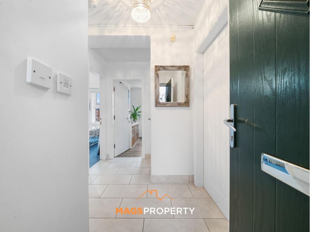 Apartment in Liverpool, Everton - View 4
