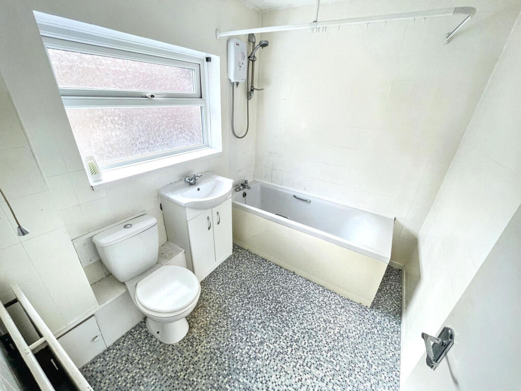 Apartment in South Tyneside, North East - More