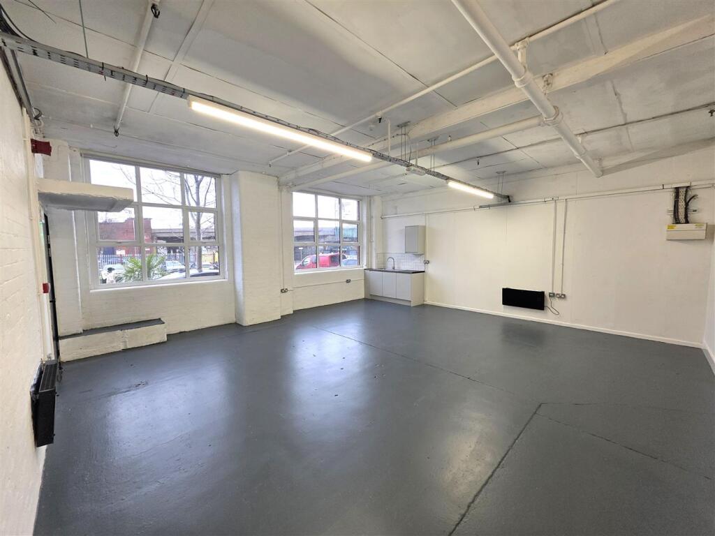 Main image of property: New Ground Floor Unit (659 sq ft), Universal Building, Devonshire Street North, Manchester, M12