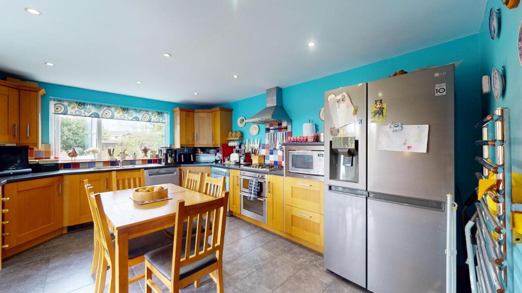 House in Corwen - More
