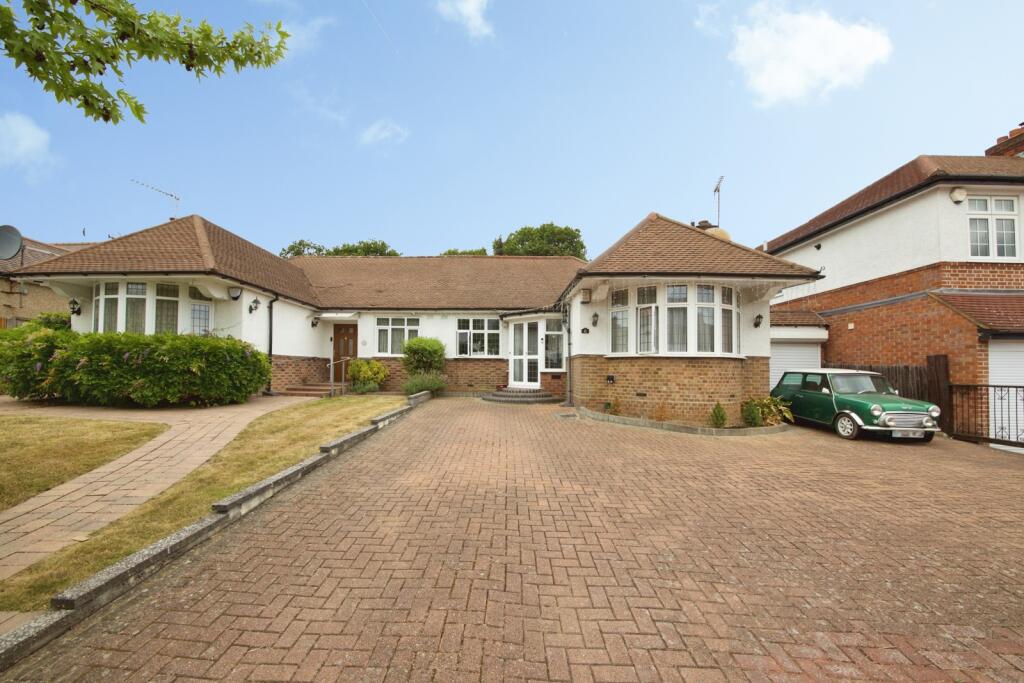 Main image of property: Cadogan Gardens, London, N21