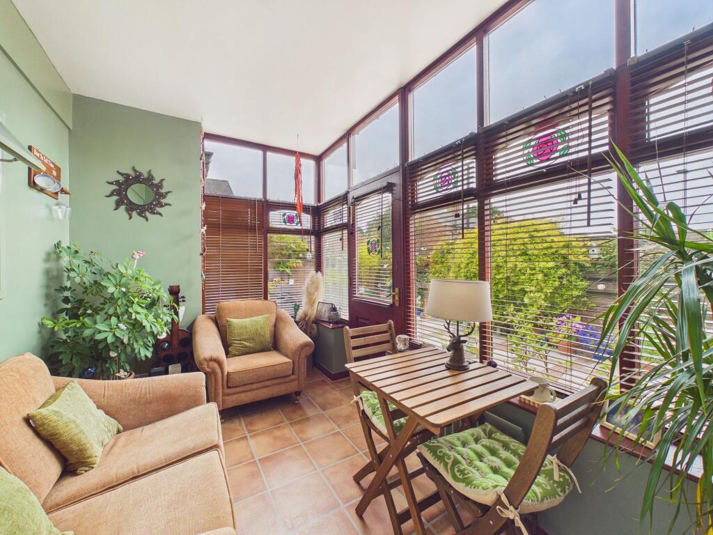 Holyoake Gardens, Low Fell, NE9 - More