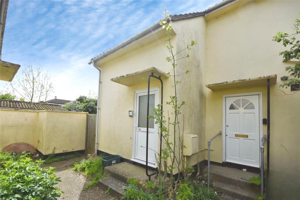 Main image of property: Charnwood Avenue, Chelmsford, Essex, CM1