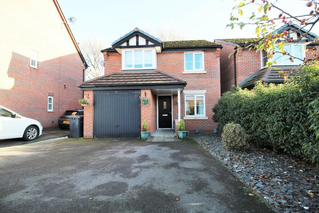 3-bed detached on St. Thomas More Drive, Southport, Merseyside, PR8, £289,995