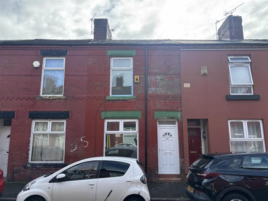 Main image of property: Pinnington Road, Manchester