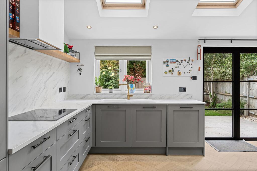 House in Elmbridge, Esher - View 3