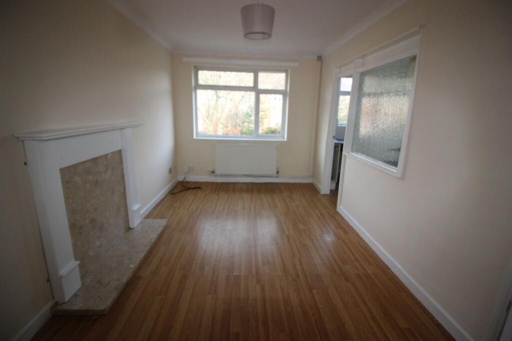 Vicarage Close Great Barr Birmingham B42 2QU photo 3
