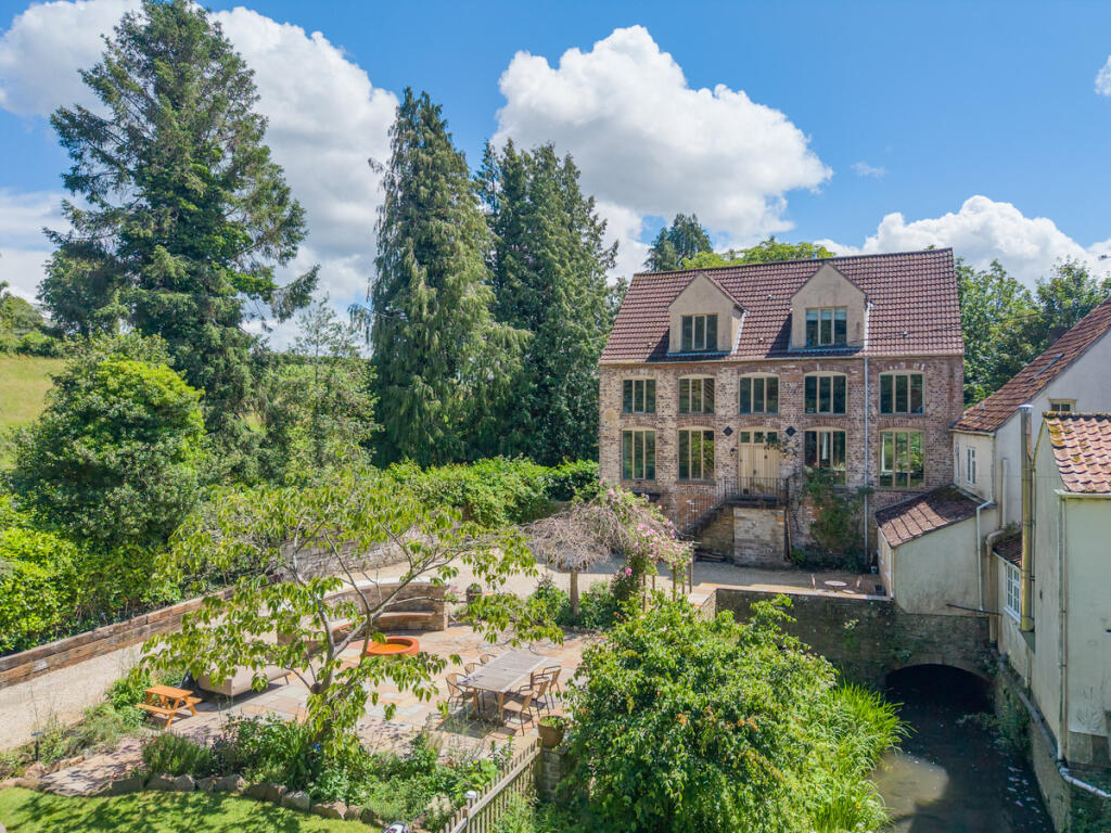 Main image of property: Old Bristol Road, Berkeley, GL13
